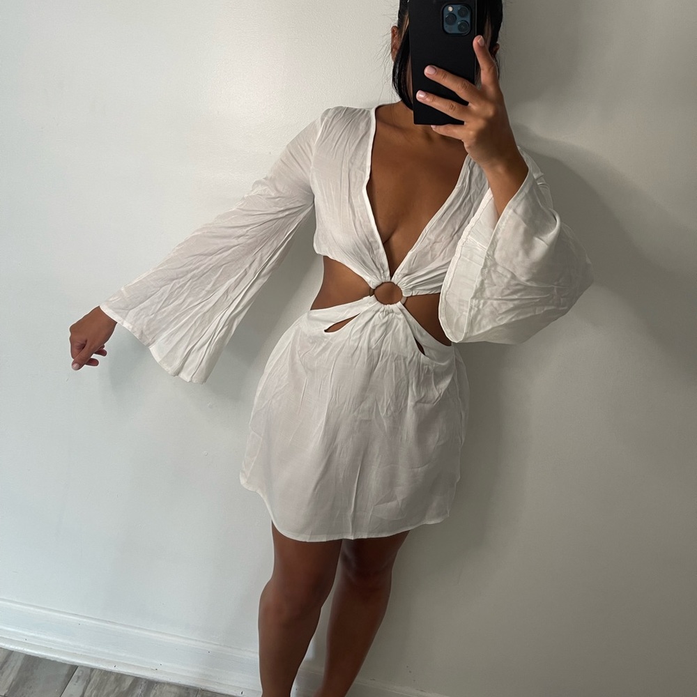 NWT WHITE COVER UP SHEIN MEDIUM